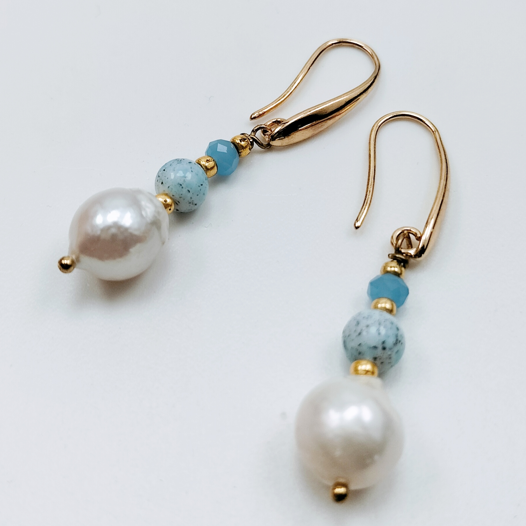 ORECCHINI PERLE COLTIVATE BOULE MURANO CELESTI ORECCHINI PERLE COLTIVATE BOULE MURANO CELESTI