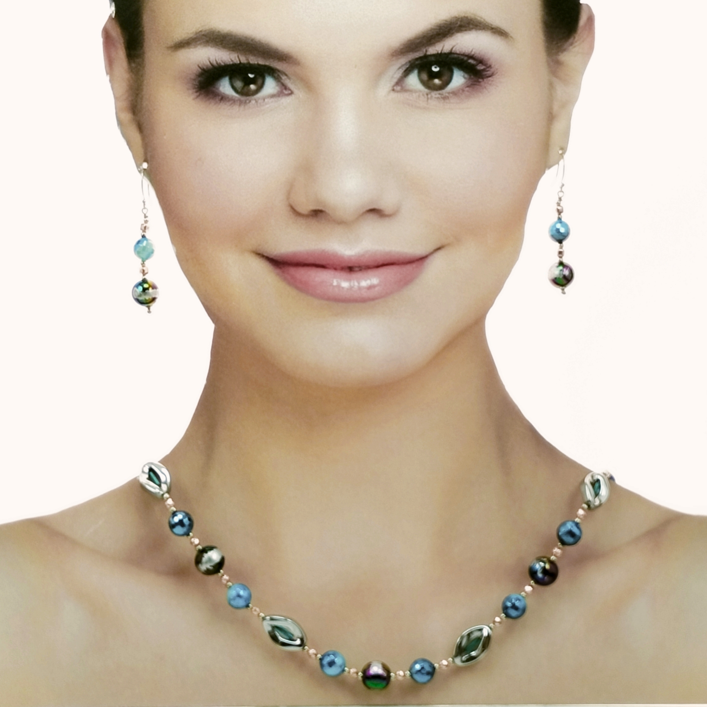 collana rombi ematite agate cristallizzate blu
