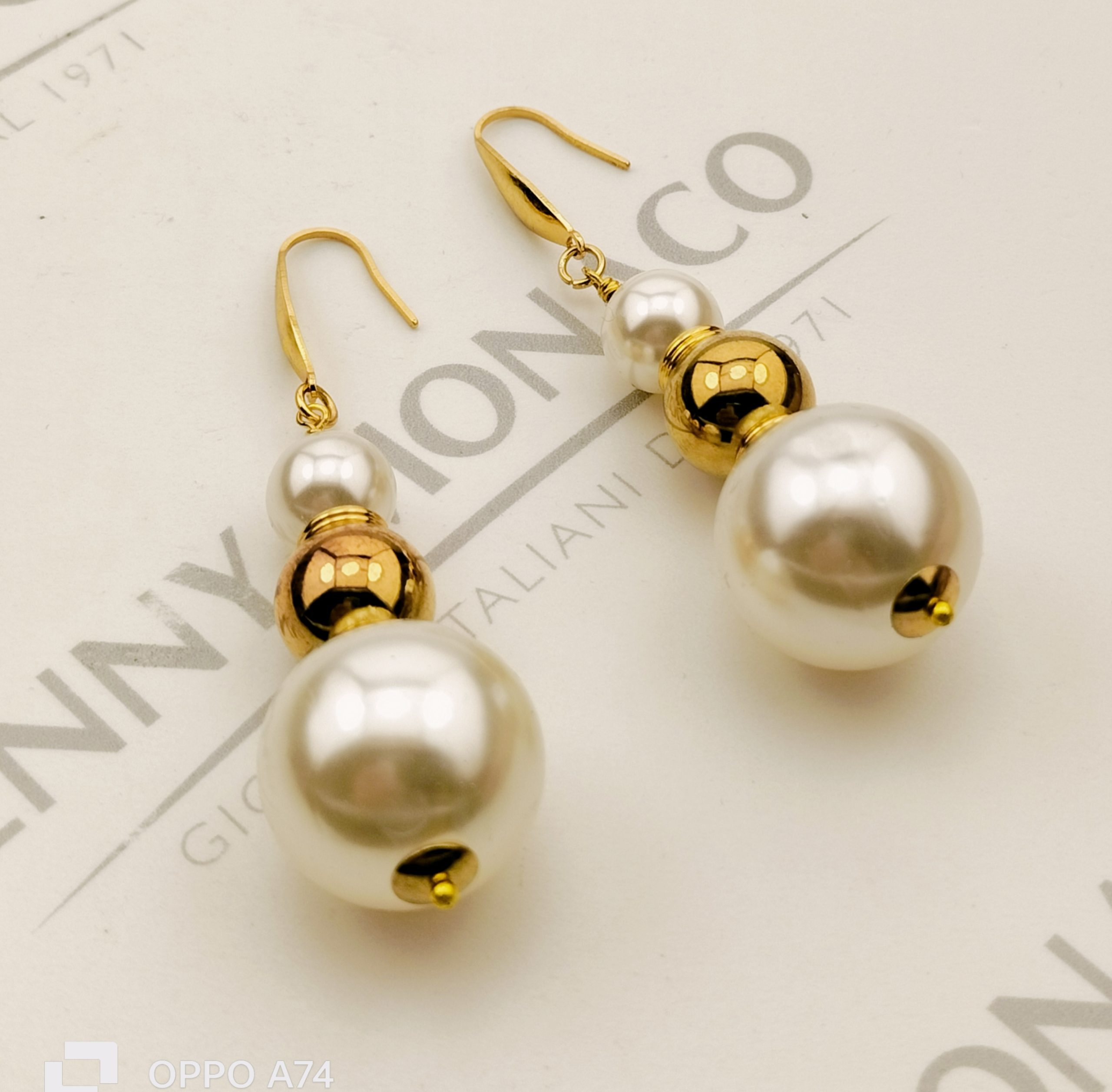 orecchini in ottone dorato 3 boule