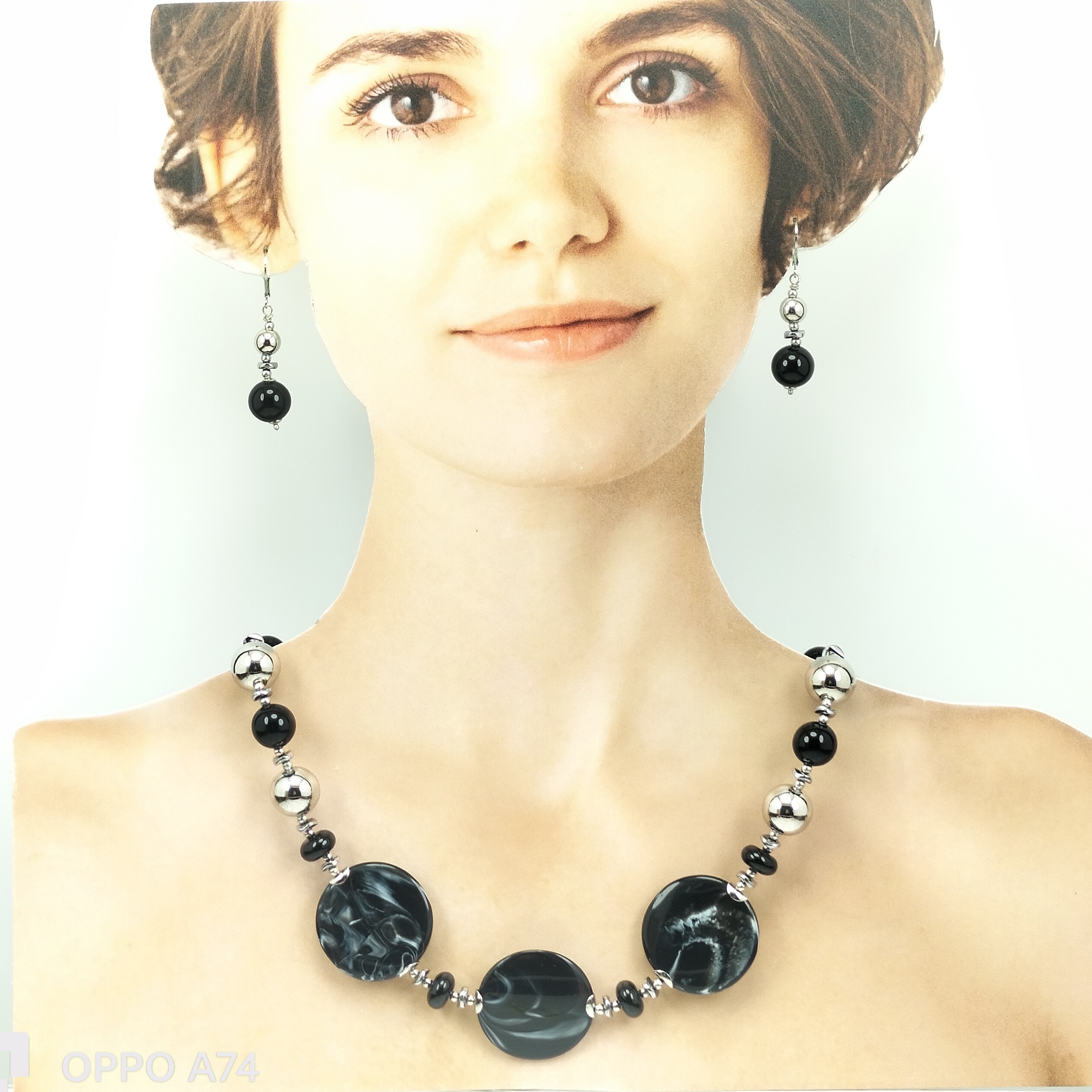 collana 3 dischi resina nera marmorizzata