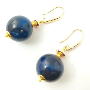 orecchini lega orafa dorata boule resina marmorizzata blu