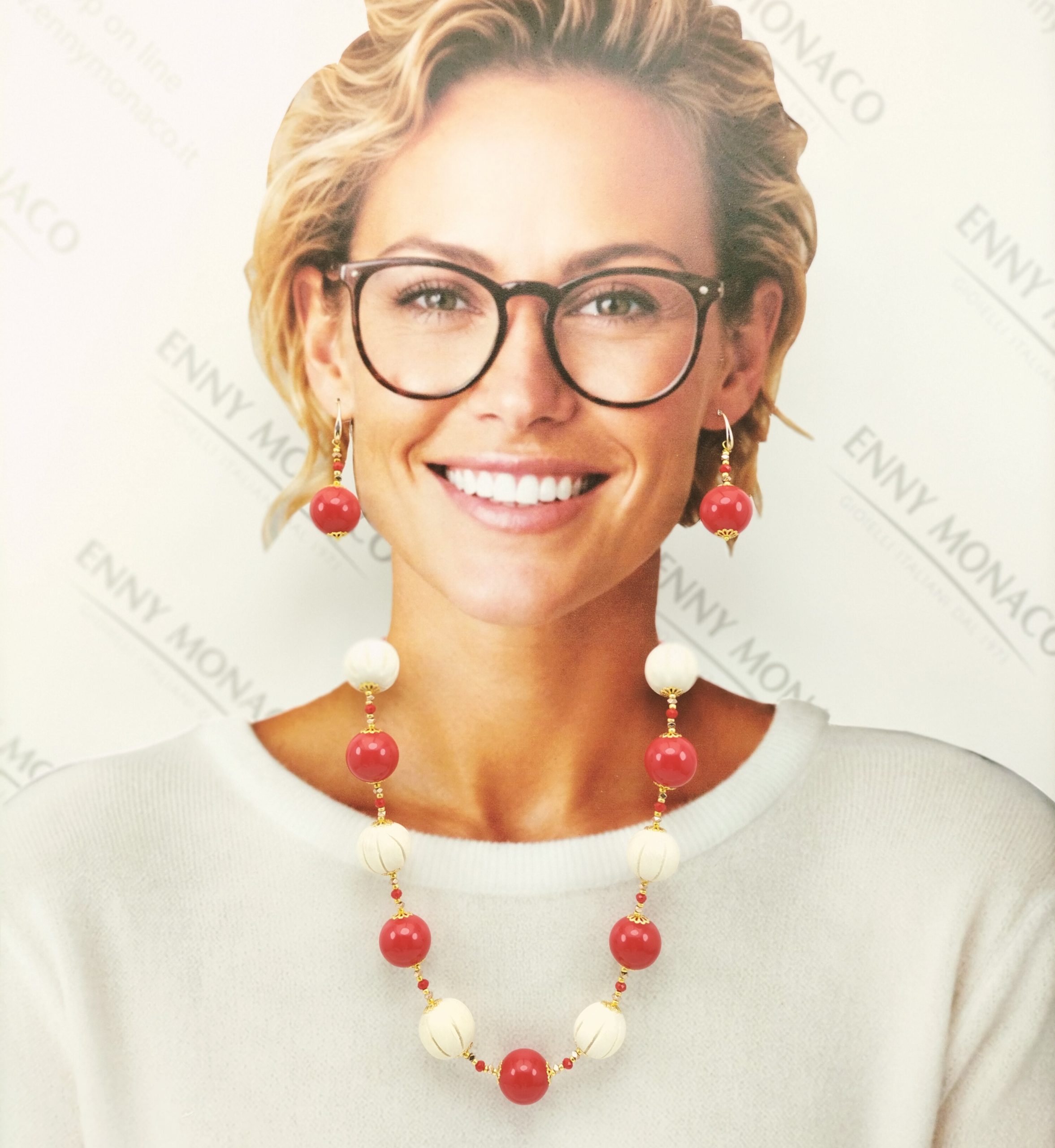 COLLANA SFERE BETULLA 20 mm INTARSIATE + SFERE RESINPLEX ROSSE COLLANA SFERE BETULLA 20 mm INTARSIATE + SFERE RESINPLEX ROSSE